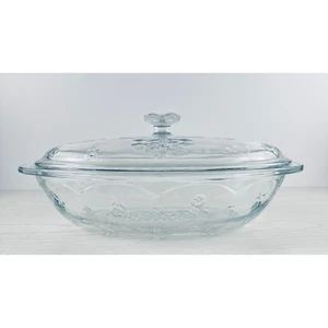 Vintage Clear Glass Oval Covered Casserole Dish Embossed Floral 2-Quart - Picture 1 of 11
