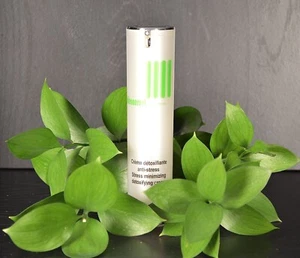 Crema facial desintoxicante minimizadora del estrés $85 Etienne Raff 1,69 oz 50 ml - Imagen 1 de 5