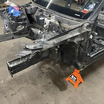 2018 Audi SQ5 Gray Front Left Fender Rail Support Bracket OEM 6Y6Y Genuine Foto 1 de 4