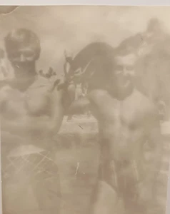 1**FOTO-Gays-Guys- Men-Vintage- Photos of attractive gays 1920-70 - Picture 1 of 4