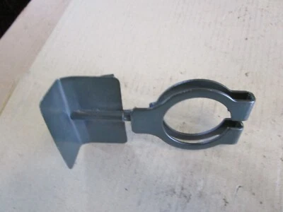 Isuzu Opel Euromidi Midi Klammer Halter Auspufftopf Abgasrohr hinten NEU orig. - Bild 1 von 4
