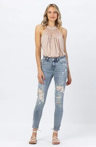 🆕 NEU Judy Skinny Jeans blau Spitze Patch helle Waschung Gr. 3/26 - Bild 1 von 7