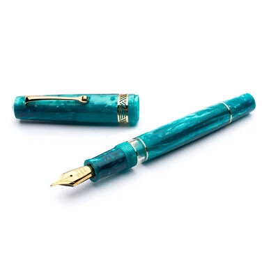 Leonardo Momento Magico Fountain Pen in Emerald with Gold Trim , Fine Nib - NEW - Image 1 of 2