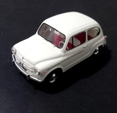 FIAT 600 Raro Modello Gunze Sanyo - Scala 1:24. Leggi descrizione - Immagine 1 di 4