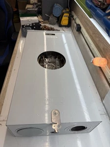 LANDIS & GYR 47707-01FL 320 /400 Amp 3 Phase Meter Socket With Lugs - Bild 1 von 7