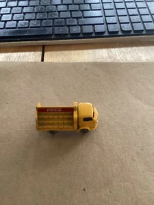 LESNEY Matchbox Yellow Karrier Bantam 2 Ton Coca-Cola Truck 1960’s Series No. 37 - Picture 1 of 6