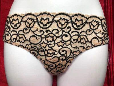 COMMANDO DOUBLE TAKE LACE THONG PANTY  SIZE S/M NEW  RETAIL $26 - Image 1 of 2