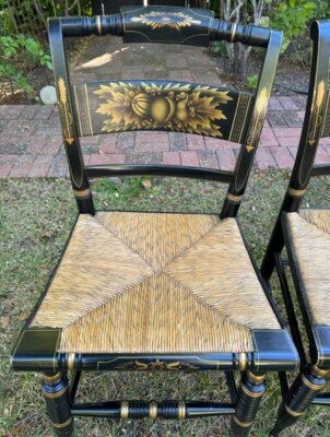 古董 L. Hitchcock 椅子 4 件套黑色和金色水果靠背高峰座椅 — 第 1/4 张图片