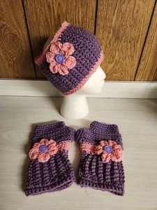 HAND CROCHETED PURPLE/PINK EAR WARMERS/ HEADBAND & MATCHING FINGERLESS GLOVES - Picture 1 of 5