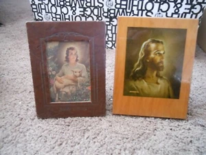 2  ANTIQUE PHOTO FRAMES OF JESUS, WOOD BLOCK, LEATHER FRAME, EUC, 1940'S - Picture 1 of 12