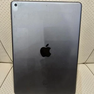 iPad 7 128G WIFI Spacegray - Good condition - Picture 1 of 2