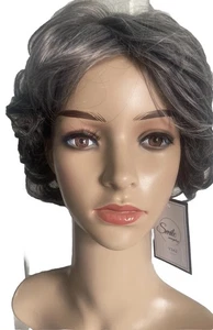 Ladies Wig Grey Short Hair Brand New Baruisi (125) - Picture 1 of 7