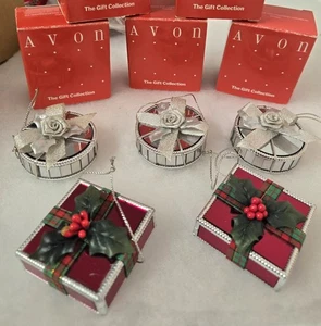 5 adornos navideños vintage Avon todos envueltos para regalos de vidrio de Navidad - Imagen 1 de 6