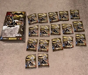 Batman v Superman Mighty Minis Serie 2 Bolso Ciego Lote de 17 Con Caja NUEVO - Imagen 1 de 7