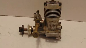 VINTAGE O.S. MAX .20 TWO STROKE GLOW ENGINE - Picture 1 of 5