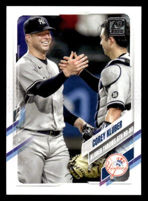 Tarjeta Corey Kluber 2021 Topps Update #US52 New York Yankees Foto 1 de 2