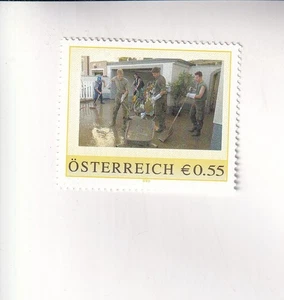 ÖSTERREICH BRIEFMARKE PM 50 Jahre BUNDESHEER - Soldaten Katastophen Postfrisch - Bild 1 von 1