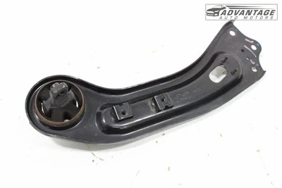 Hyundai Santa Fe 2019-2020 AWD suspensión trasera derecha brazo de control OEM Foto 1 de 4