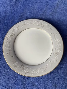 Noritake China Japan Chelsea 5822 Salad plate 8.1” Or 21 Cm. VGC Used. - Picture 1 of 7