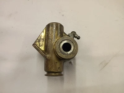 MG TD TF MGA - Suspensión delantera muñón superior derecho Foto 1 de 4