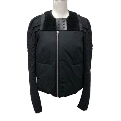 Chaqueta de motociclista Rick Owens para mujer 10 negra de moda diseñadora vanguardista urbana Gorpcore  Foto 1 de 4