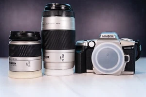 Minolta Maxxum 4 35mm SLR Film Camera with AF 28-80mm + 75-300mm lens bundle - Picture 1 of 12