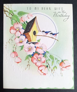 Glückwunschkarte Happy Birthday To My Dear Wife um 1950 neu aus altem Lagerbestand blaue Vögel rosa Blumen - Bild 1 von 3