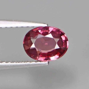 0.90 Cts VS Oval Unheated Pinkish Natural Rhodolite Garnet, Srilanka - Foto 1 di 5