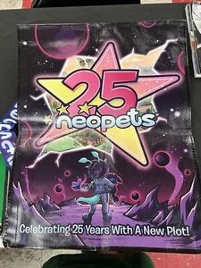 SDCC 2024 exklusive Neopets 25th Anniversary Tragetasche mit Kalender KOSTENLOSER VERSAND - Bild 1 von 2