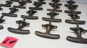 ART DÉCO 1 von 20 ST FENSTER OLIVEN GRIFFE BRONZE FENSTERGRIFFE '20er Jahre - Picture 1 of 2