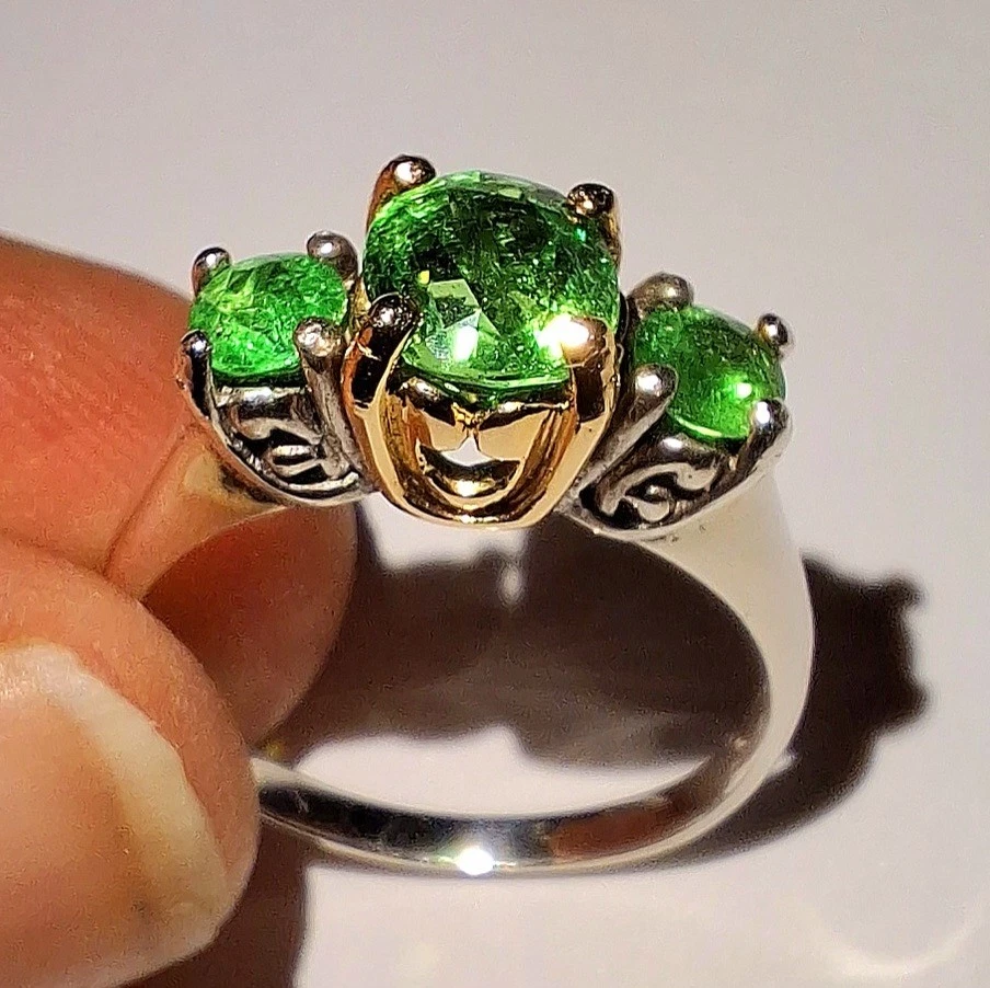 Anillo Vintage 1.50ctw Granate Tsavorita Oro 14k y Plata de Ley 925 Talla 7 Foto 1 de 4