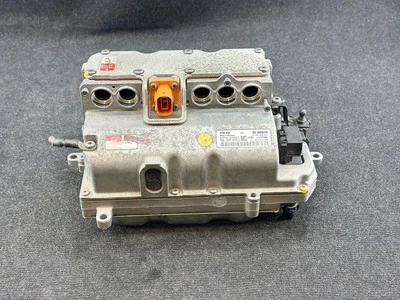 Volkswagen Golf VII 2015 voltage converter inverter 5QE907070C TSL3679 - Image 1 of 4