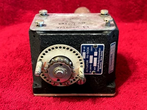 CESSNA PA-500A SERVOACTUADOR P/N 35070-0628 CON CONECTOR 28VDC - Imagen 1 de 8