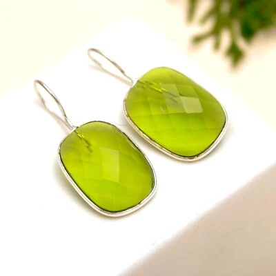 Peridot Gemstone Earring 925 Sterling Silver Handmade Jewelry Gift For Her - Image 1 of 4