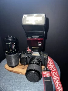 Nr Mint Canon T70 35mm Film SLR w/ 2 Lens’s & Carrying Case - Picture 1 of 7