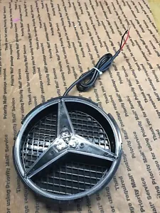 MERCEDES-BENZ GL550 2013-2015 WHITE ILLUMINATED LED STAR WITHOUT CHROME EMBLEM - Picture 1 of 8