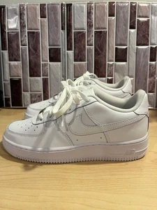 Size 6.5 (GS) - Nike Air Force 1 Low Independence Day - AR0688-100 - Picture 1 of 7