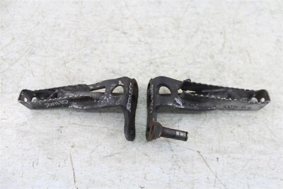 Juego de reposapiés izquierdo derecho Yamaha Moto 4 225 1986 Foto 1 de 4