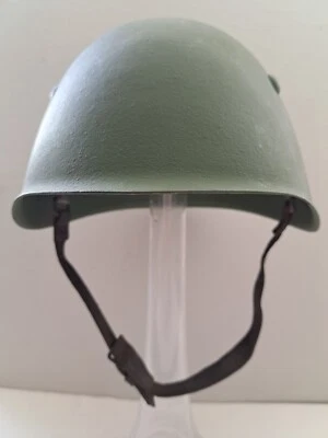 Militar Italiano - Casco M33 Segunda Guerra Mundial - (28) Foto 1 de 4