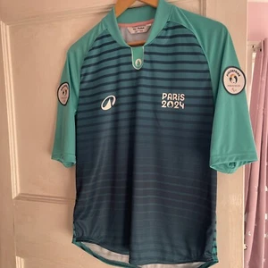 Paris 2024 Decathlon brand new Official Volunteer M size t-shirt - Picture 1 of 7