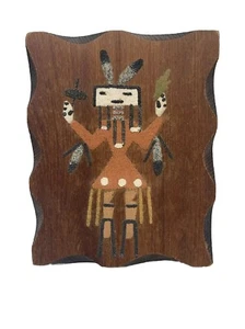 Vintage Navajo Sandmalerei Yei weibliche amerikanische Ureinwohner 5,5” x4,5” signiert D. Sanders - Bild 1 von 6