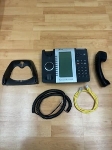 Telefono da ufficio Mitel 5330 IP PoE 50005804 - Foto 1 di 2