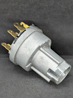 INTERRUPTOR DE ENCENDIDO PONTIAC TEMPEST GTO LEMANS 1968 NUEVO DE LOTE 1116693 D1421A Foto 1 de 4