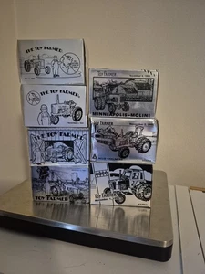 1:43 Ertl Toy Farmer National Toy Show 1990-96 Collectible Diecast Tractor - Picture 1 of 10