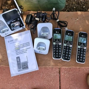 att Bezprzewodowy domowy system telefoniczny Cl82450 Działa świetne słuchawki Dokowanie Kompletny! - Zdjęcie 1 z 7