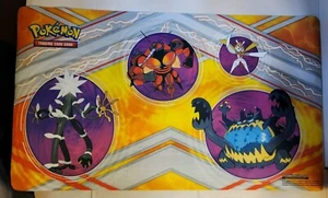 Neu 2017 Pokemon TCG Ultra Beasts Spielmatte Buzzwole Xurkitree Guzzlord Kartana - Bild 1 von 2