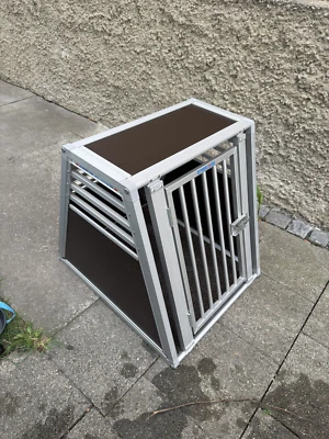 Hundetransportbox Auto - 70x60x70 - für mittelgroße Hunde - Bild 1 von 4