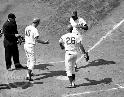 ERNIE BANKS 11x14 400th HR Photo CHICAGO CUBS Baseball Picture (E2) - Image 1 of 4