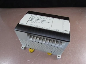 OMRON CPM2A-30CDR-A PLC / CPM2A 30CDR A - Imagen 1 de 2