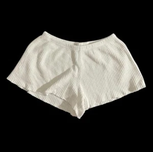 Brandy Melville White Crochet Shorts – One Size – Boho Y2K Cottagecore Aesthetic - Picture 1 of 5